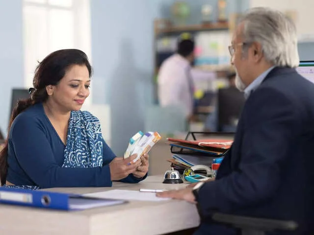 Smart borrowing guide: 7 things to know before signing your loan