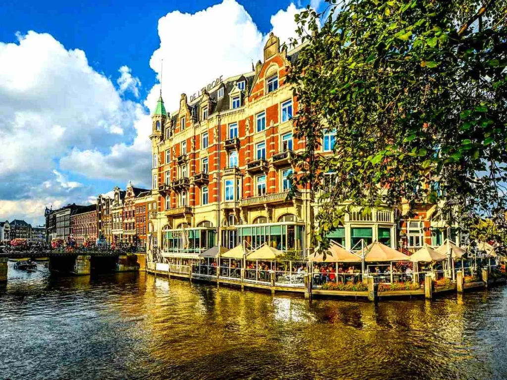 Booking a Hotel in Amsterdam: A Step-by-Step Guide