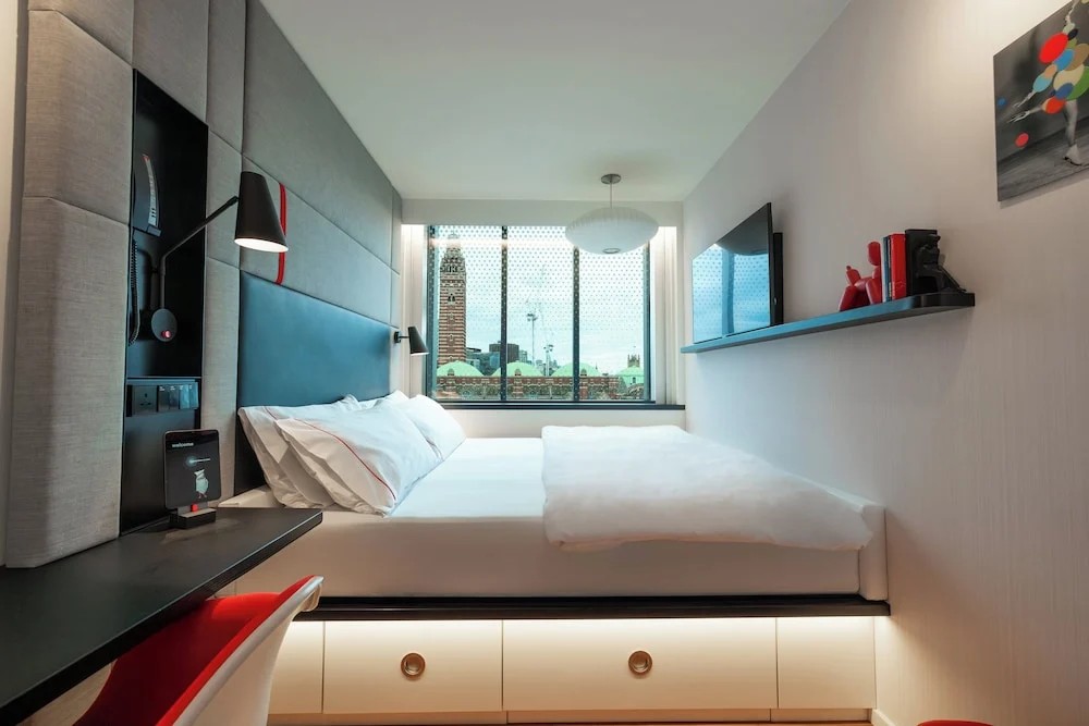 citizenM Hotel Booking: Benefits and Features