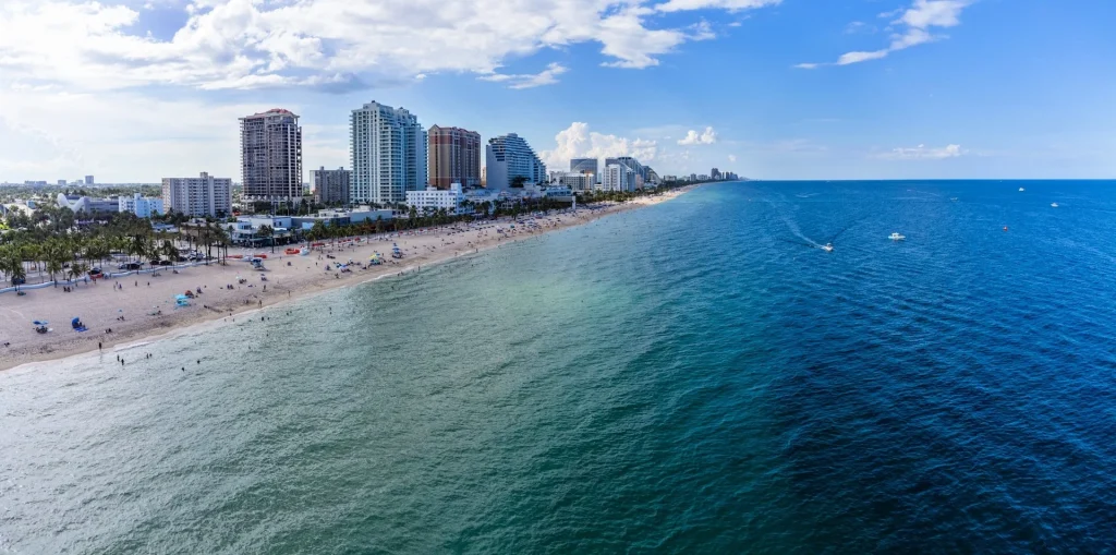Book Flights to Fort Lauderdale: Tips and Tricks