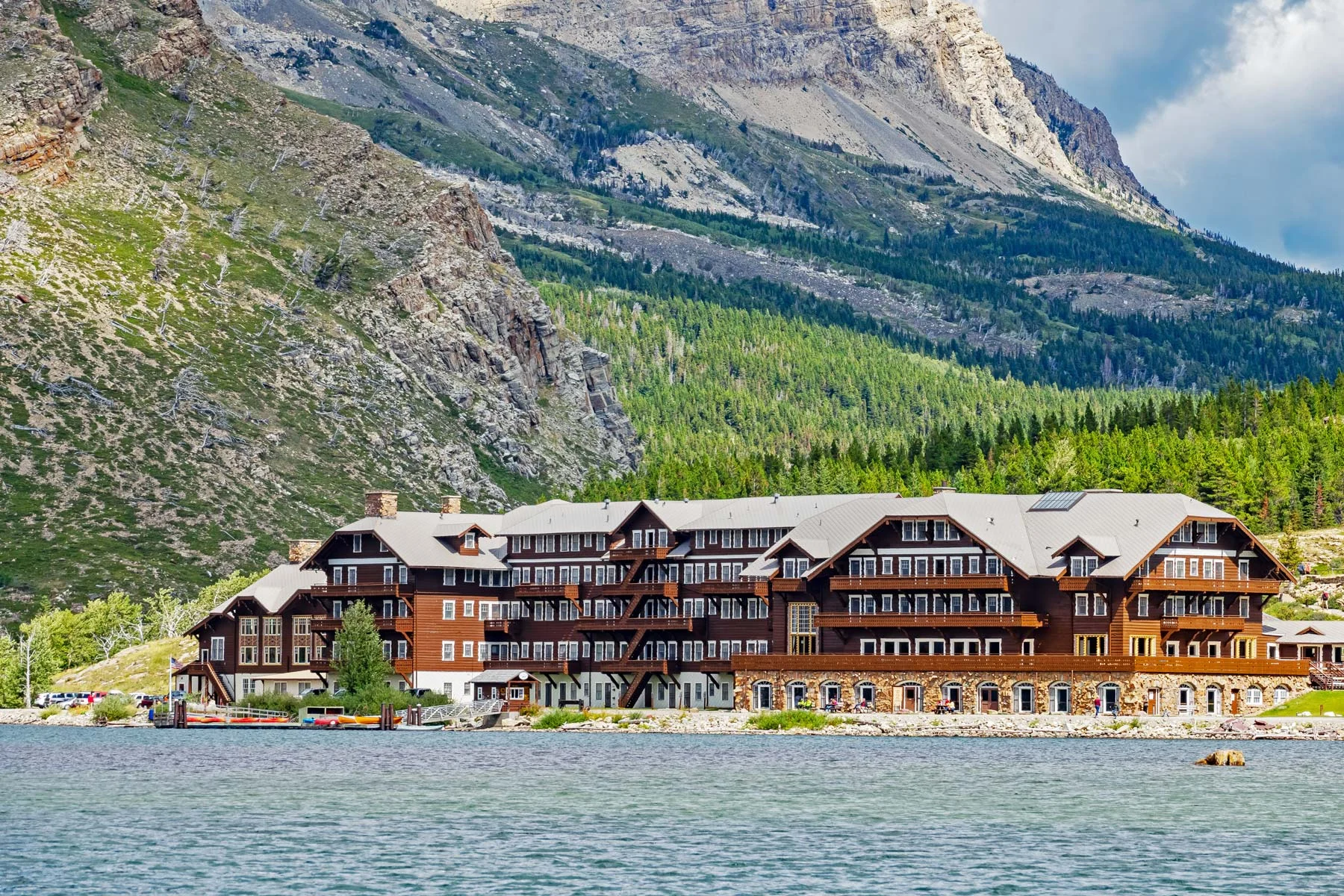 Book Many Glacier Hotel: Tips dan Rekomendasi