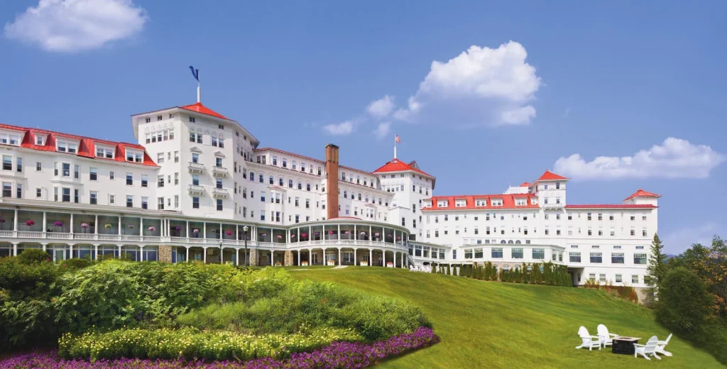How to Book a Hotel in New Hampshire