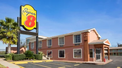 How to Book a Super 8 Hotel