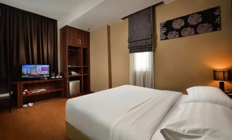 Kelebihan Hotel Booking Super Com