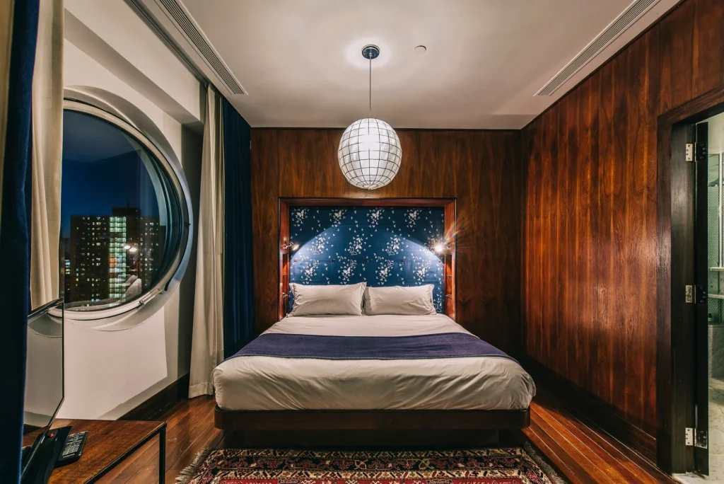 Menjelajahi Opsi Book Theme Hotel nyc