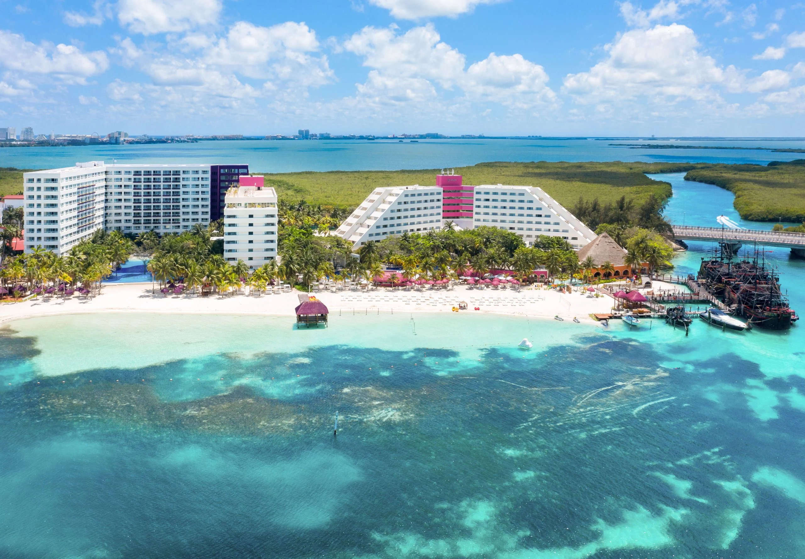 Understanding Hotel Grand Oasis Cancun Booking